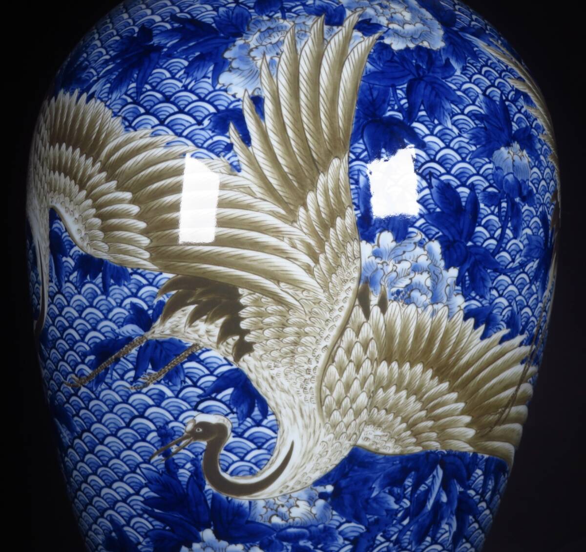 Large Japanese Blue & White Crane Vase — Hand-Painted Porcelain Floor Vessel — Showa-Era Decorative Ceramic