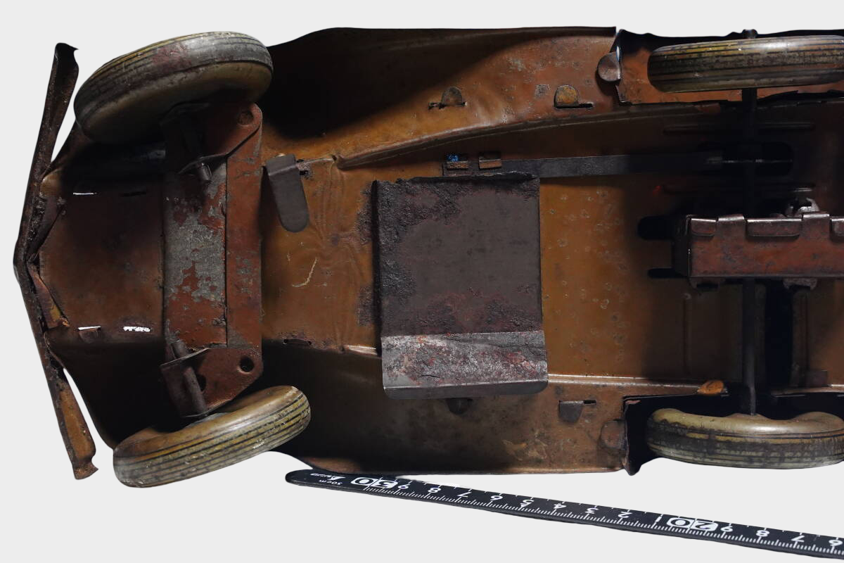 Large Japanese Tin Armored Vehicle Camouflage Toy Prewar Showa Era 35cm Friction