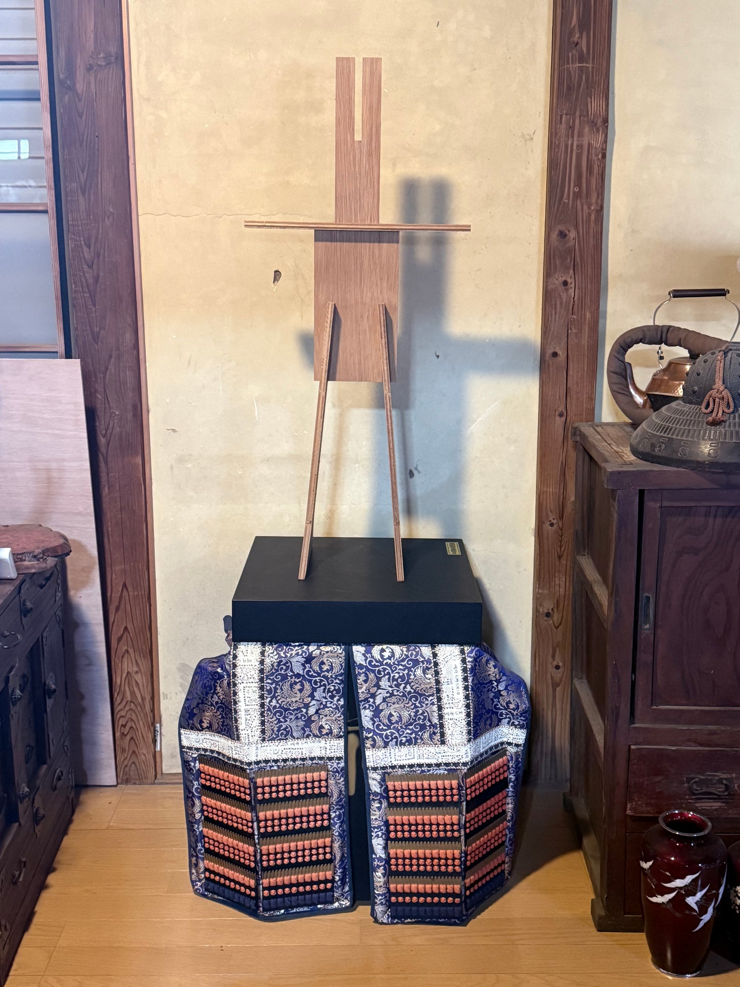 Life Size Samurai Armor Display 165cm Modern Tosei Gusoku Black Do Sugake Lacing with Armor Chest