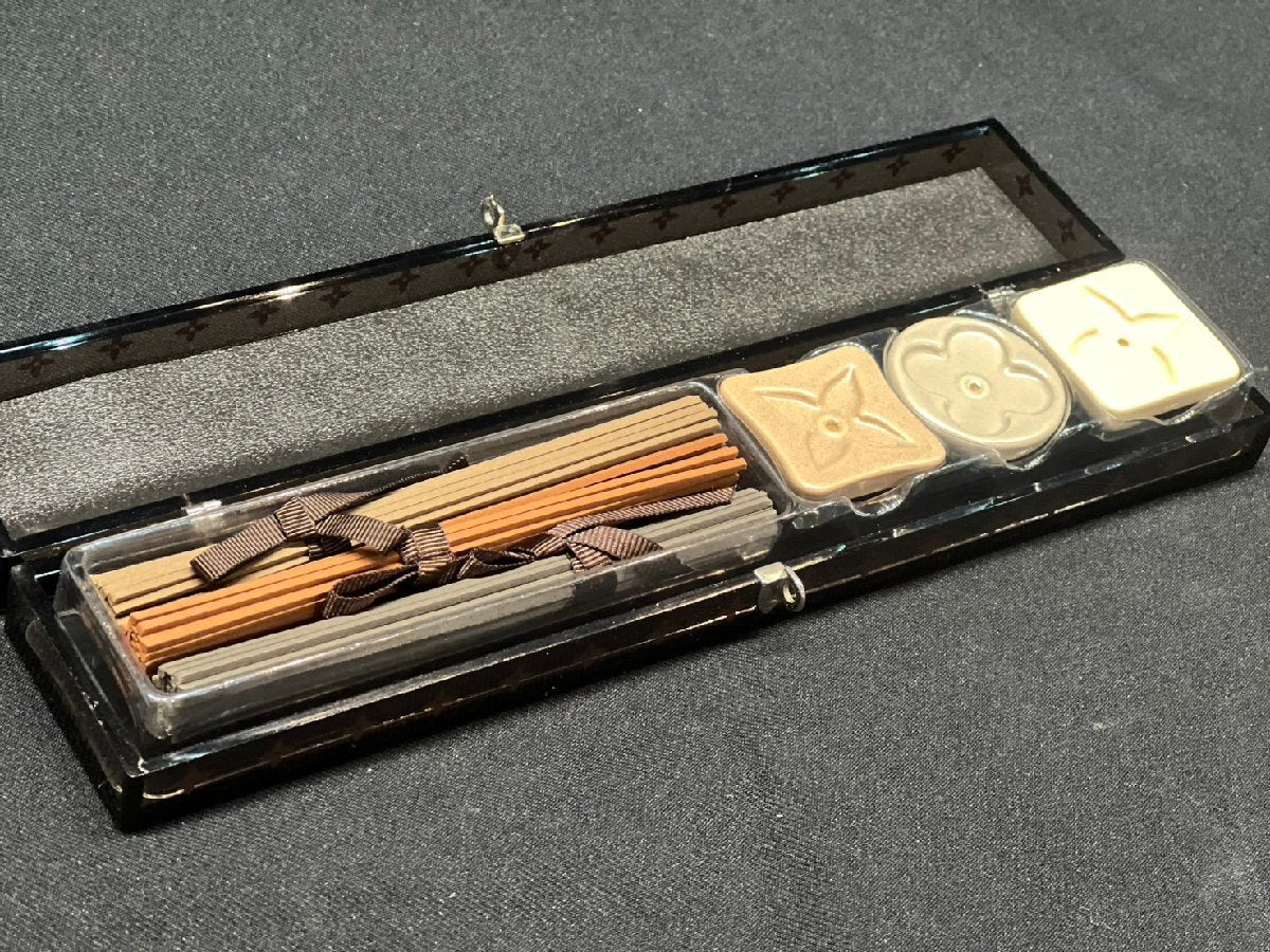 Louis Vuitton Incense de Voyage set