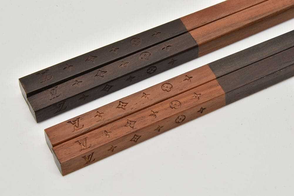 Louis Vuitton Monogram Chopsticks Set M99171 – 25th Anniversary Japan Edition · Rosewood · Unused Collector-Grade Gift Set