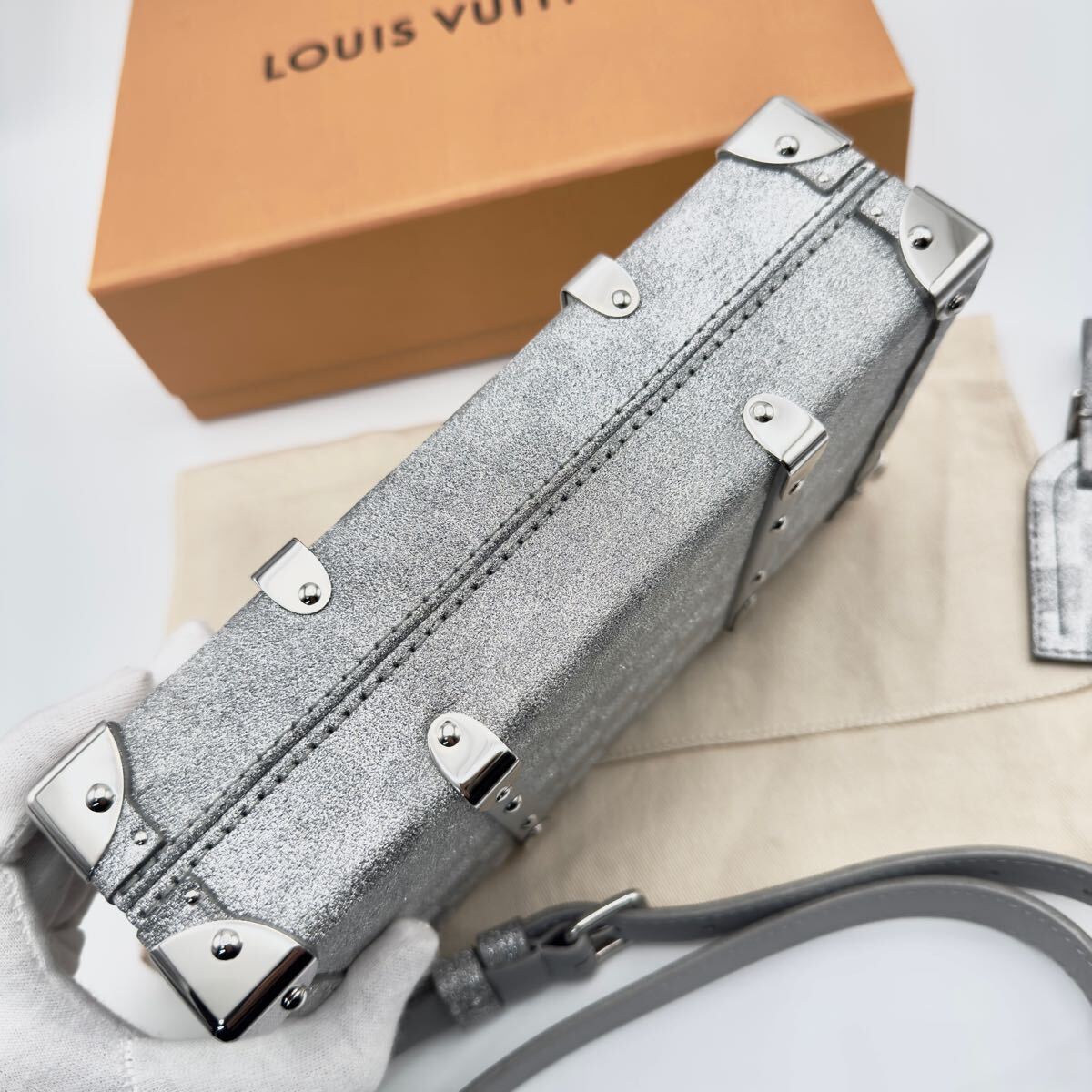 Louis Vuitton Neo Éclipse Glitter Trunk Bag M20329 – Silver Monogram · 2022 Limited Edition · Full Set · Unused S Rank