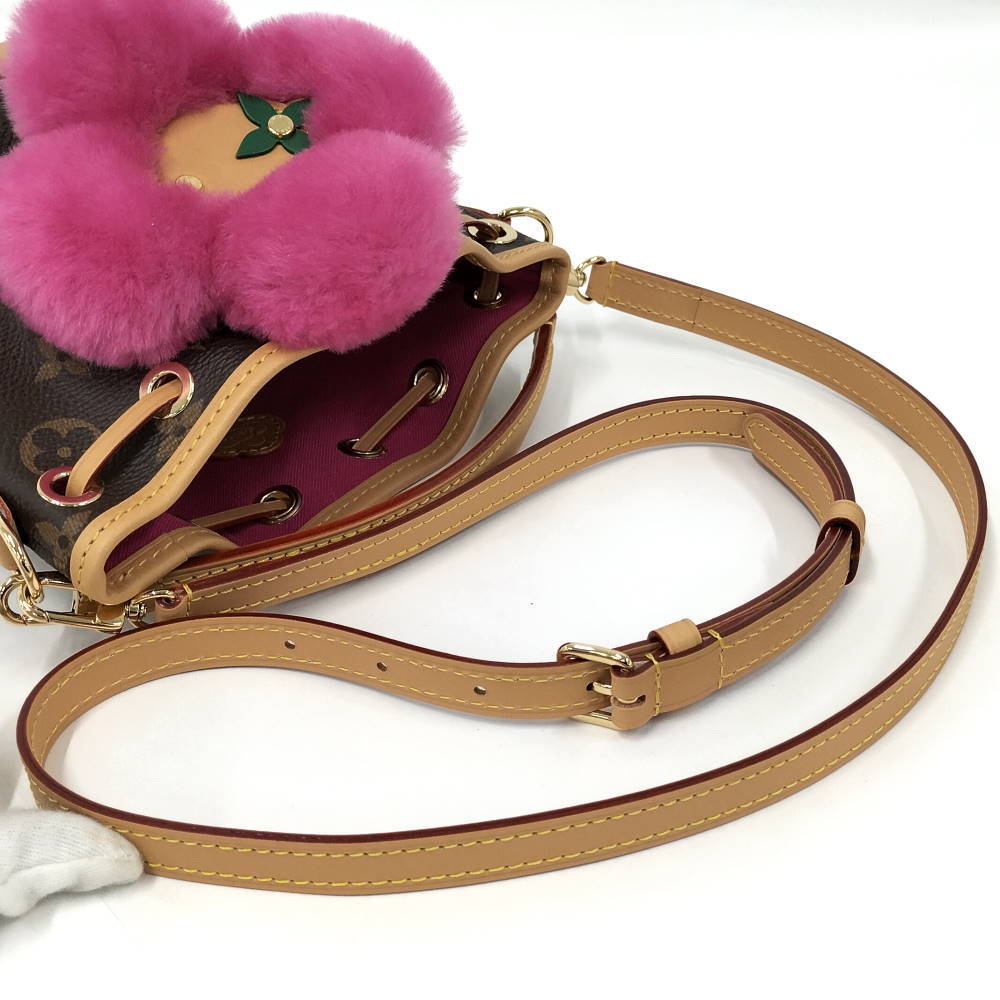 Louis Vuitton Noé-Where Vivienne M15329 Monogram Frozen Orchid Shearling Mini Shoulder Bag