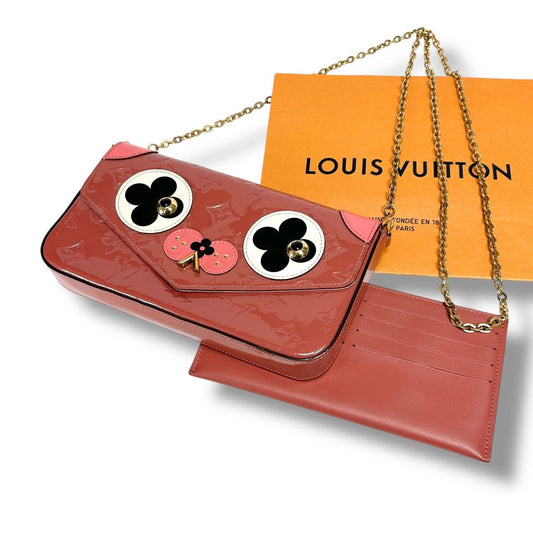 Louis Vuitton Valentine Dog Pochette Félicie