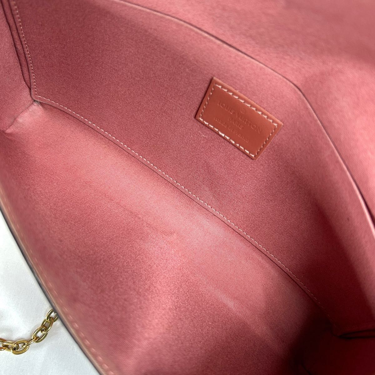 Louis Vuitton Valentine Dog Pochette Félicie Monogram Vernis Pink Chain Wallet