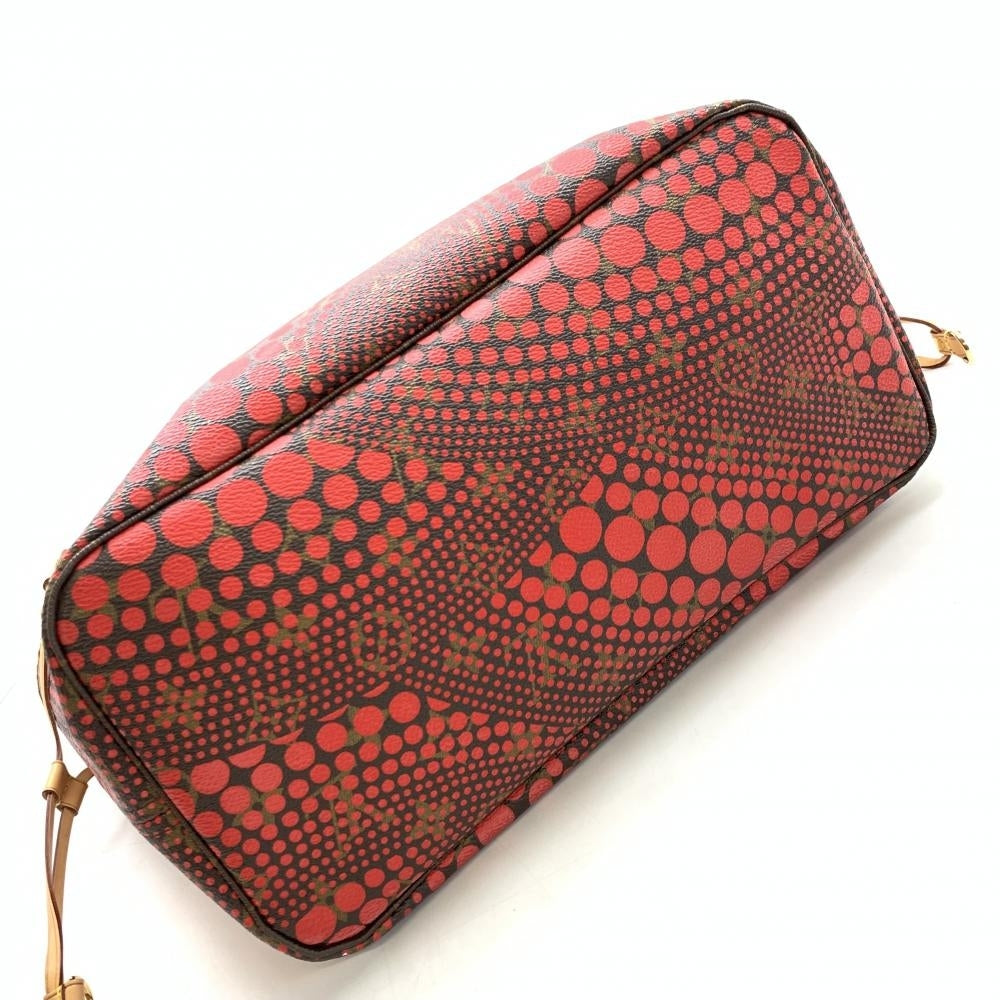 Louis Vuitton × Yayoi Kusama Neverfull MM M40686 Monogram Wave Tote in Red Dots, 2012 Collaboration