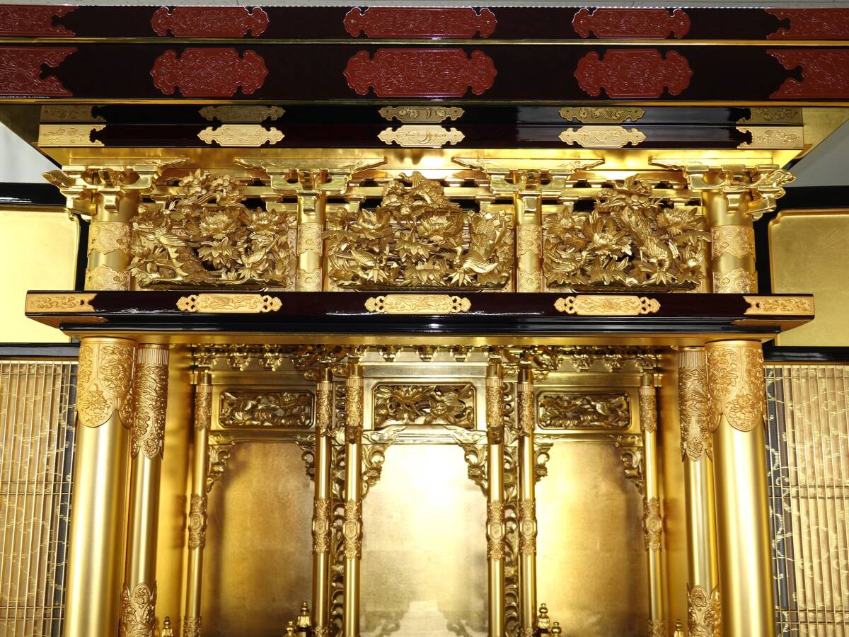 Monumental Three-Way Opening Gold Butsudan Cabinet — Palace-Scale Ritual Architecture, Black Lacquer & Pure-Gold Surface Work, Mother-of-Pearl Detail (183cm)
