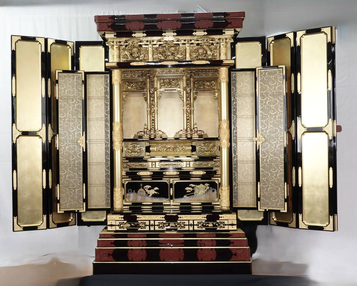 Monumental Three-Way Opening Gold Butsudan Cabinet — Palace-Scale Ritual Architecture, Black Lacquer & Pure-Gold Surface Work, Mother-of-Pearl Detail (183cm)