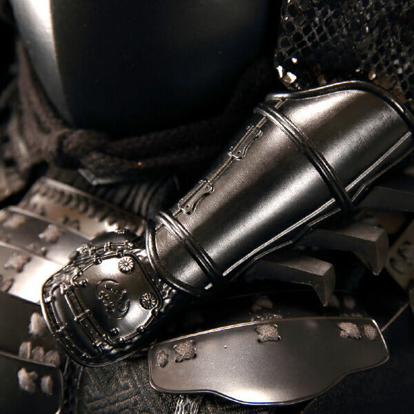 Made-to-Order Gogatsu Ningyo “Batman” Samurai Armor Doll Figure Display Statue | Contemporary Yoroi-Inspired Figure in Shrine-Style Cabinet (Japanese Festival Craft)