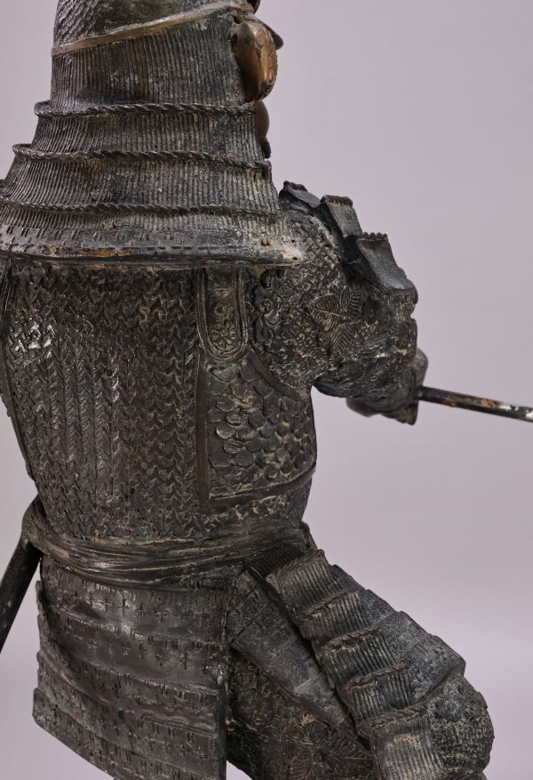 Meiji-Era Bronze Samurai Warrior Sculpture (Approx. 55 cm) | Dynamic Combat Figure | Museum-Style Japanese Bronze Statuary