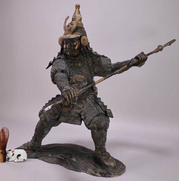 Meiji-Era Bronze Samurai Warrior Sculpture (Approx. 55 cm) | Dynamic Combat Figure | Museum-Style Japanese Bronze Statuary