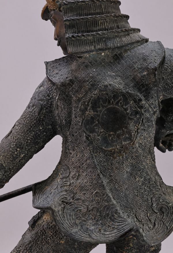 Meiji-Period Bronze Samurai Figure “Katō Kiyomasa” Theme (Approx. 58 cm)  Naginata Warrior Bronze Sculpture