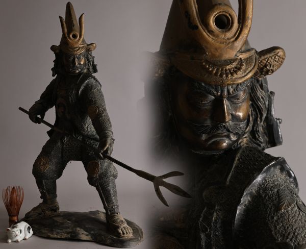 Meiji-Period Bronze Samurai Figure “Katō Kiyomasa” Theme (Approx. 58 cm)  Naginata Warrior Bronze Sculpture