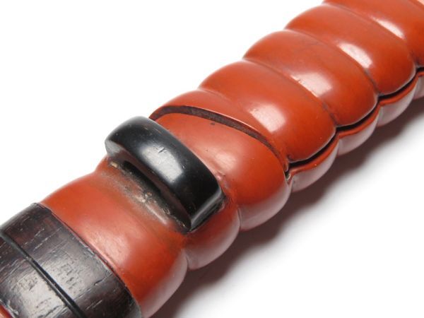 Meiji Tanto‑Shaped Yatate Portable Writing Kit — Red & Black Urushi Lacquer Travel Case, Scholar’s Object, Samurai‑Era Continuity