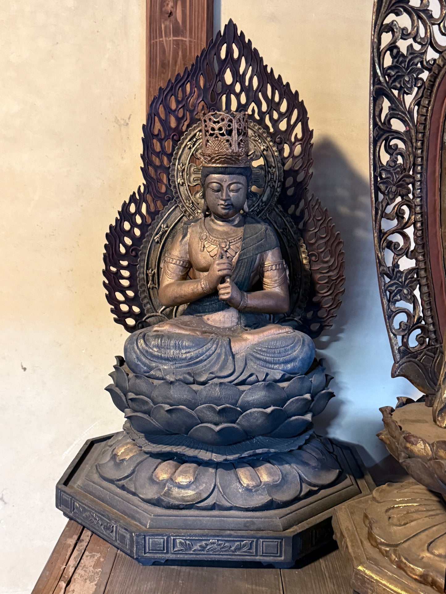 Mid–Late Showa Esoteric Buddhist Triad | Dainichi Nyorai, Shō Kannon & Senju Kannon Monumental Temple Ensemble