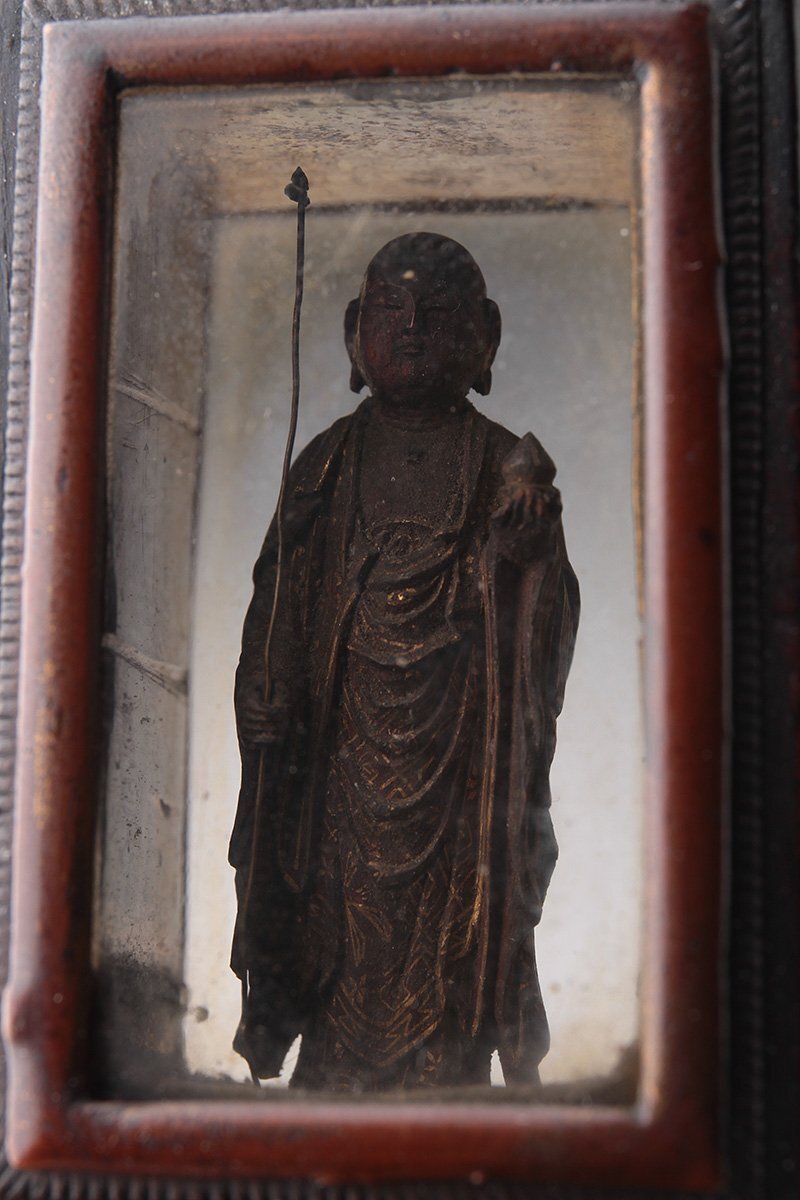 Miniature Jizō Bosatsu Zushi Shrine, Gilt Wood & Lacquer, Kamakura–Muromachi Revival Style, 7.4 cm — Protective Guardian of Souls