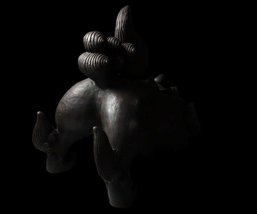 Majestic Bizen Ware Shishi Okimono — Rare Oversized Guardian Lion Sculpture, Approx. 86 cm Wide (Late-Edo Period Attribution)