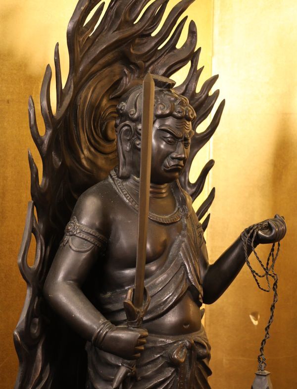 Monumental Bronze Fudo Myoo Standing Statue (Acala) — Esoteric Buddhist Wisdom King Okimono | Japan, Showa Era or Later | ~98 cm, ~26.8 kg