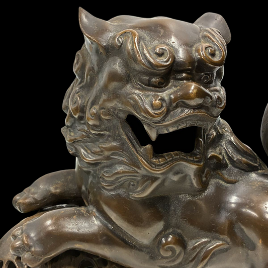 Showa Vintage Japanese Metal Shishi Guardian Lion Okimono with Openwork Jewel Ball, Foo Dog Form, 45 cm Wide