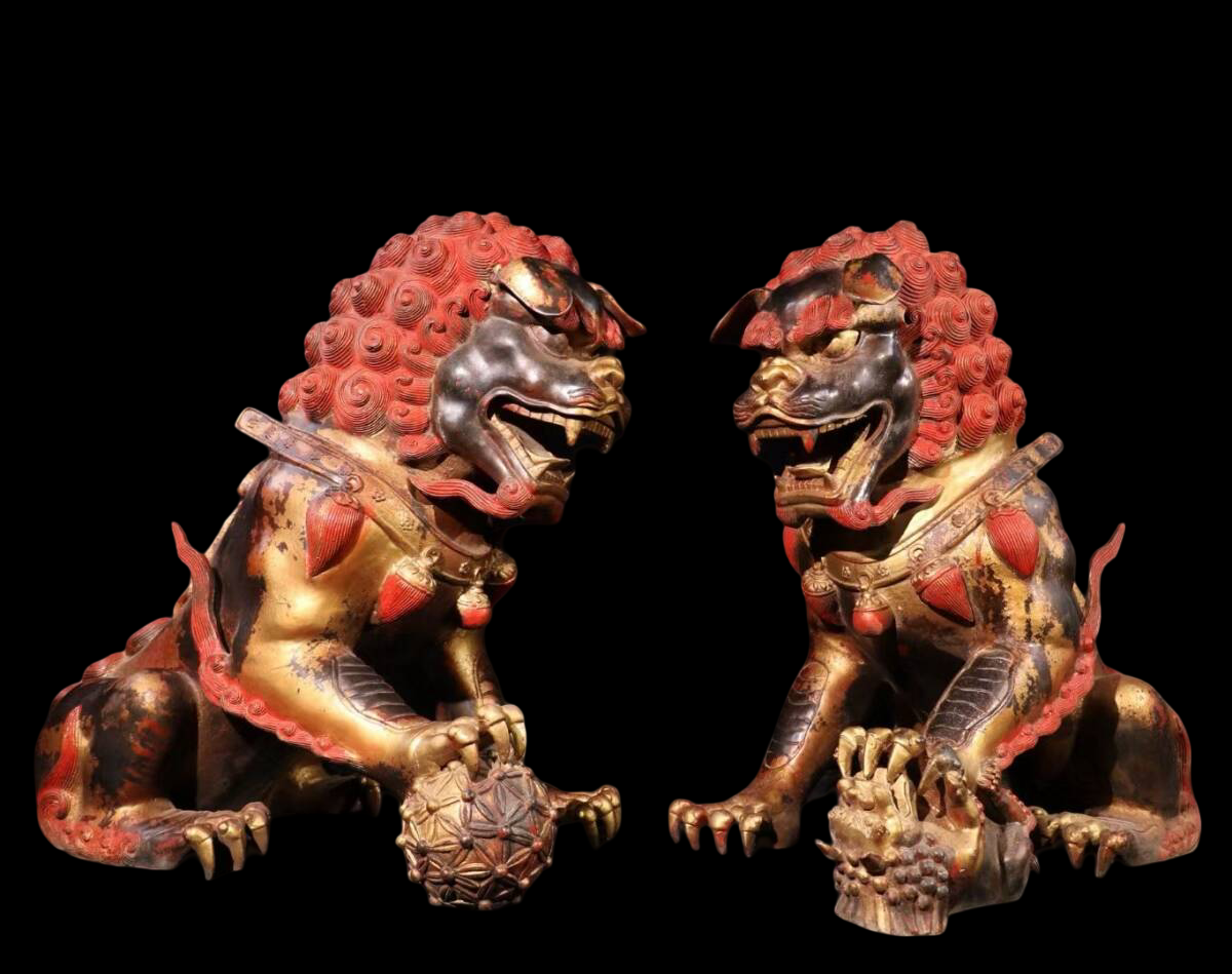 Monumental Guardian Lions Pair — Tibetan / Sino-Tibetan Temple Protectors, Gilt Bronze with Cinnabar Lacquer, Qing Style (Pair 54.5 kg)
