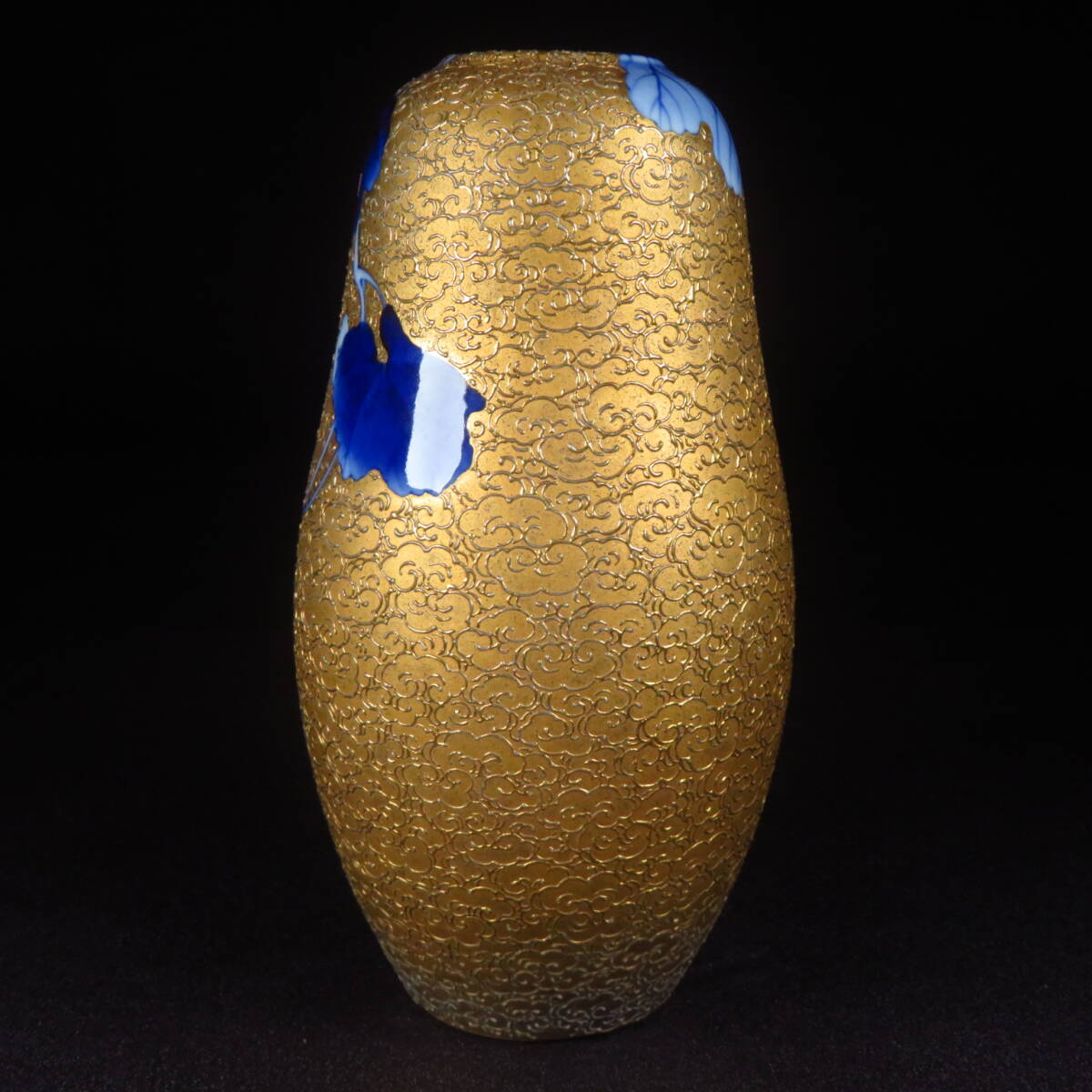 Museum-Grade Japanese Gilded Porcelain Vase — Deep Blue Floral Over Gold Ground — 24.5 cm Collector Display Piece