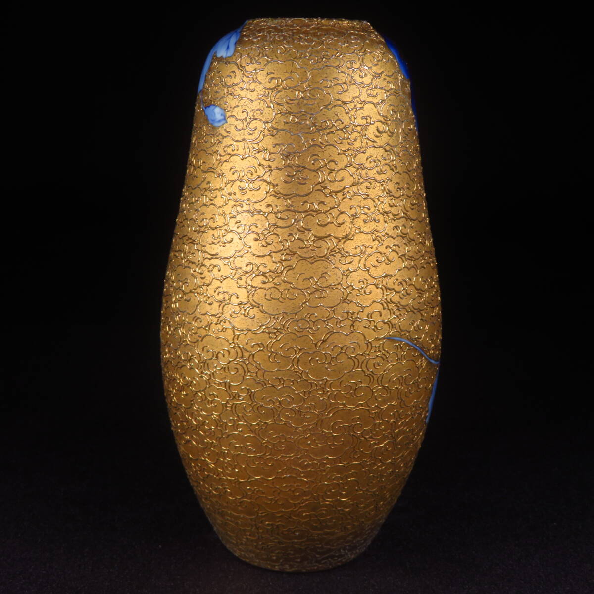 Museum-Grade Japanese Gilded Porcelain Vase — Deep Blue Floral Over Gold Ground — 24.5 cm Collector Display Piece