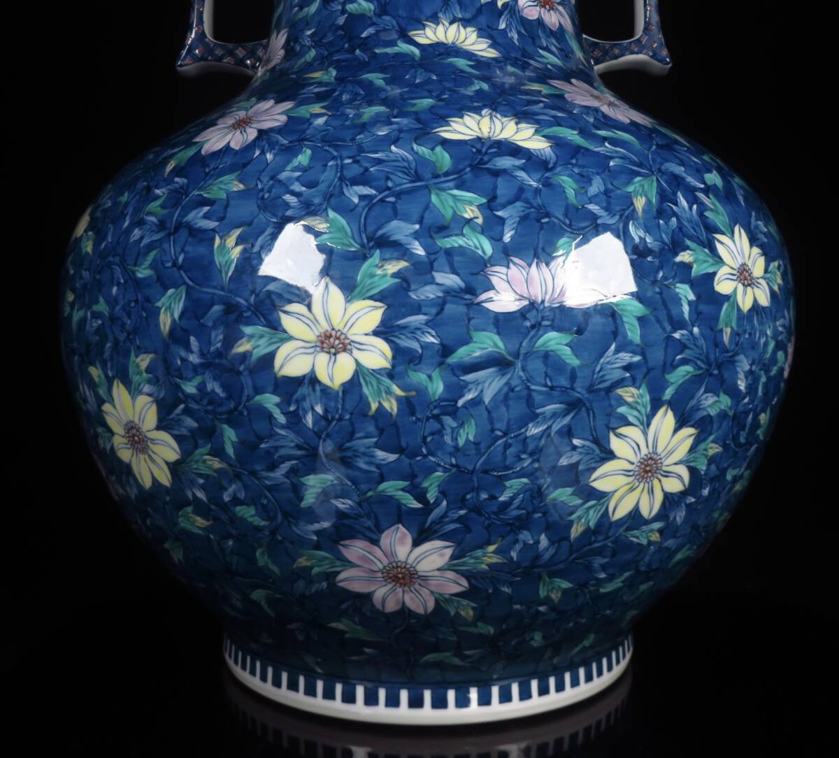 Museum-Grade Hayama Yuki Signed Japanese Porcelain Vase with Floral Millefleur Field — Twin-Handle Form — 45 cm Decorative Floor Vessel