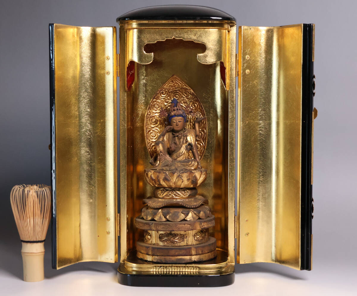 Nyoirin Kannon Bosatsu in Gilt Polychrome Wood — Seated Icon with Portable Zushi Shrine (Approx. 21.5 cm Figure / 31 cm Zushi) — Pilgrimage-Scale Devotional Architecture