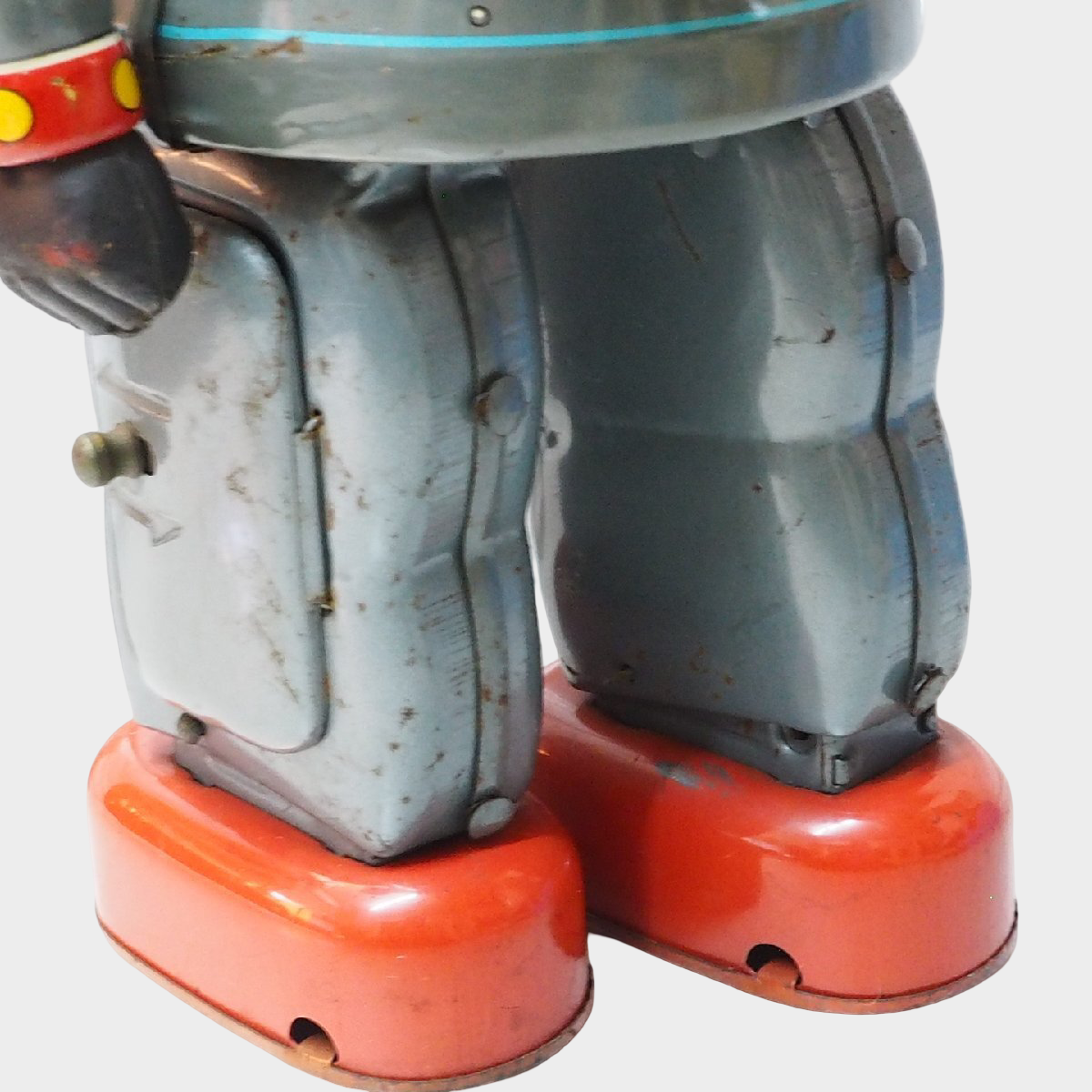 Nomura Tetsujin 28-go No.2 Silver Tin Robot Walking | Early Showa Japanese Giant Robot Toy