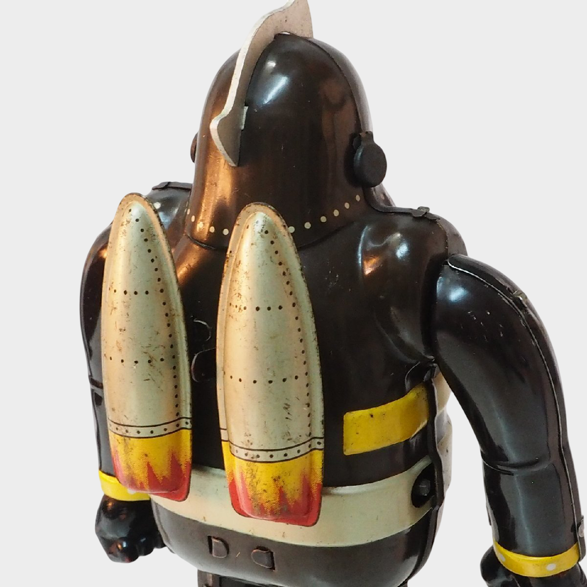 Nomura Tetsujin 28 Embossed Tin Robot with Box – Early Black Body Variant, Wind-Up Walking, Postwar Japan