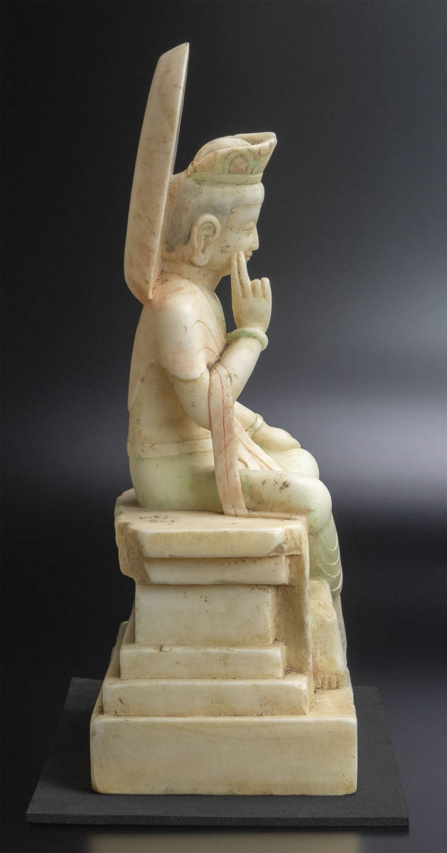 Northern Wei White Jade Guanyin Figure (c. 520 CE) — Scholarly Provenance Notes — 41cm Monumental Carving in Acrylic Case (China, Found in Japan)