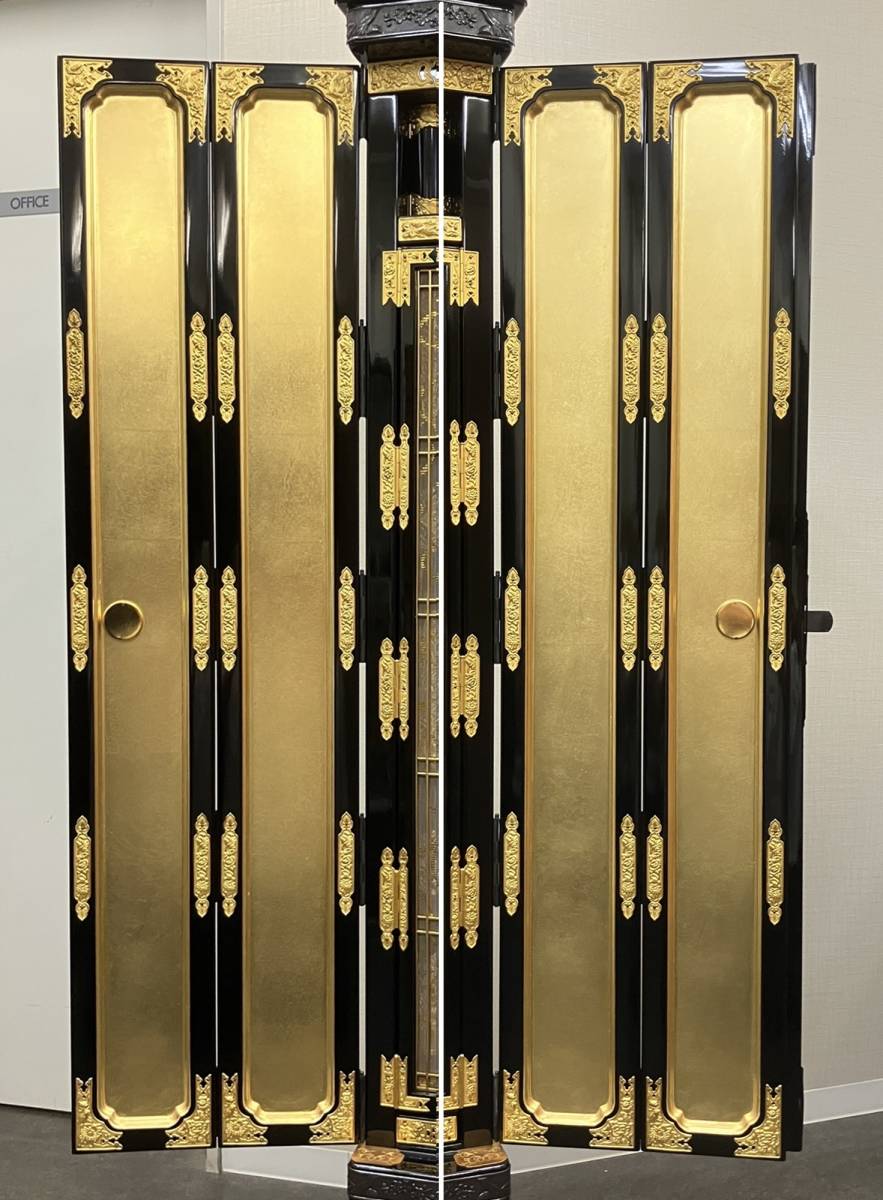 Deadstock Otani-ha Gold Butsudan Altar — Two-Tier Guden Architecture, Black Lacquer & Gold Interior (Approx. 161 cm Height) — Estate / Temple-Grade Domestic Shrine