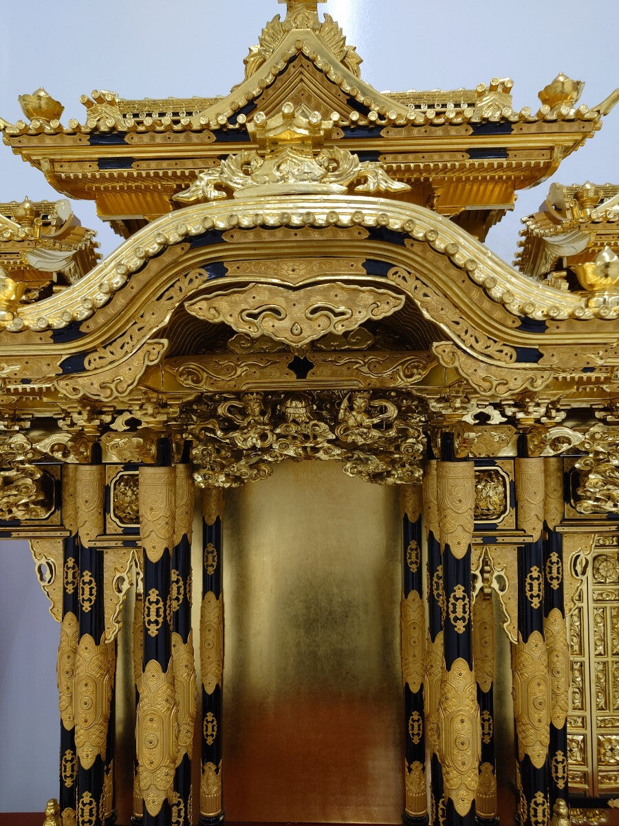 Otani-ha Guden-Style Gold Butsudan Altar Cabinet — Large-Format Domestic Shrine Architecture (109h x 104w x 47d cm) — Estate / Temple Annex Scale