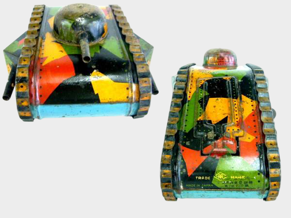 Prewar Antique Japanese WWII Tin Tank with Soldier Figure Opening Hatch Wind-Up Toy