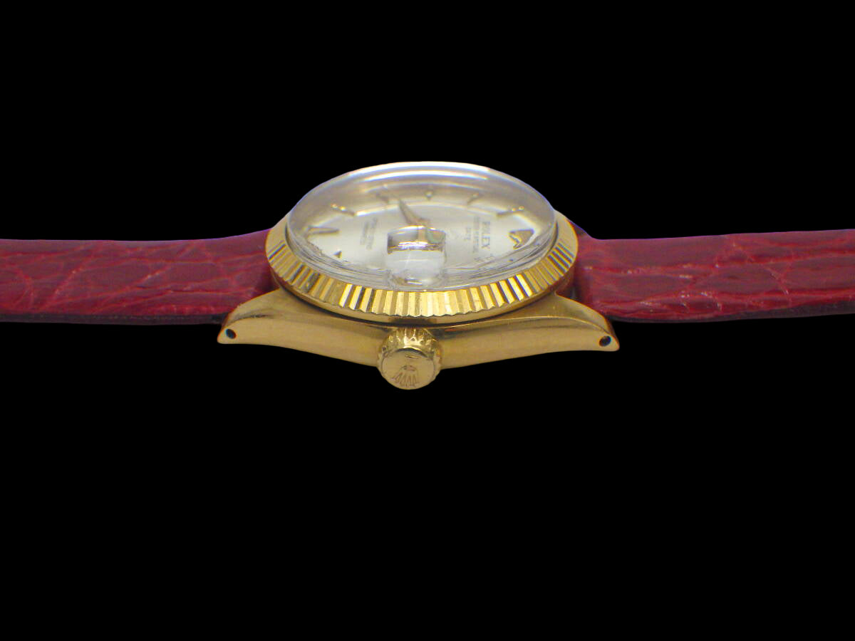 ROLEX Oyster Perpetual Date Ref. 6627 – 18K Yellow Gold Mid-1950s Automatic · Rare Boys-Size Vintage Ace Grade