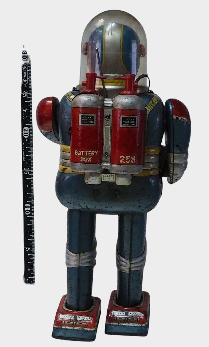 DAYA Large Astronaut Electric Tin Toy Japan 1960s — Space Age Battery-Op Robot with Dome Helmet