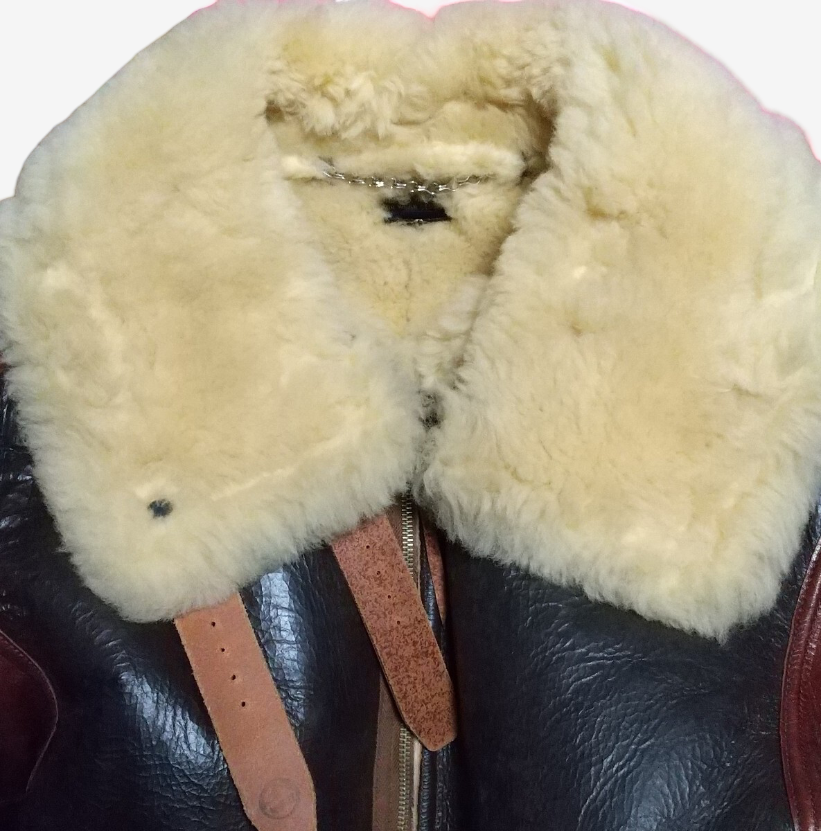 Real McCoy’s B-3 Shearling Flight Jacket Size 44 WWII Rough Wear Reproduction Mouton Bomber Leather Jacket