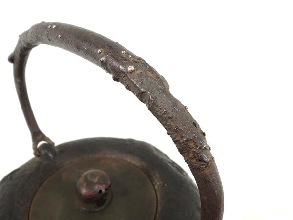 Ryukodo Cast Iron Tetsubin Tea Kettle with Cloud & Dragon Relief, Edo–Meiji Tradition