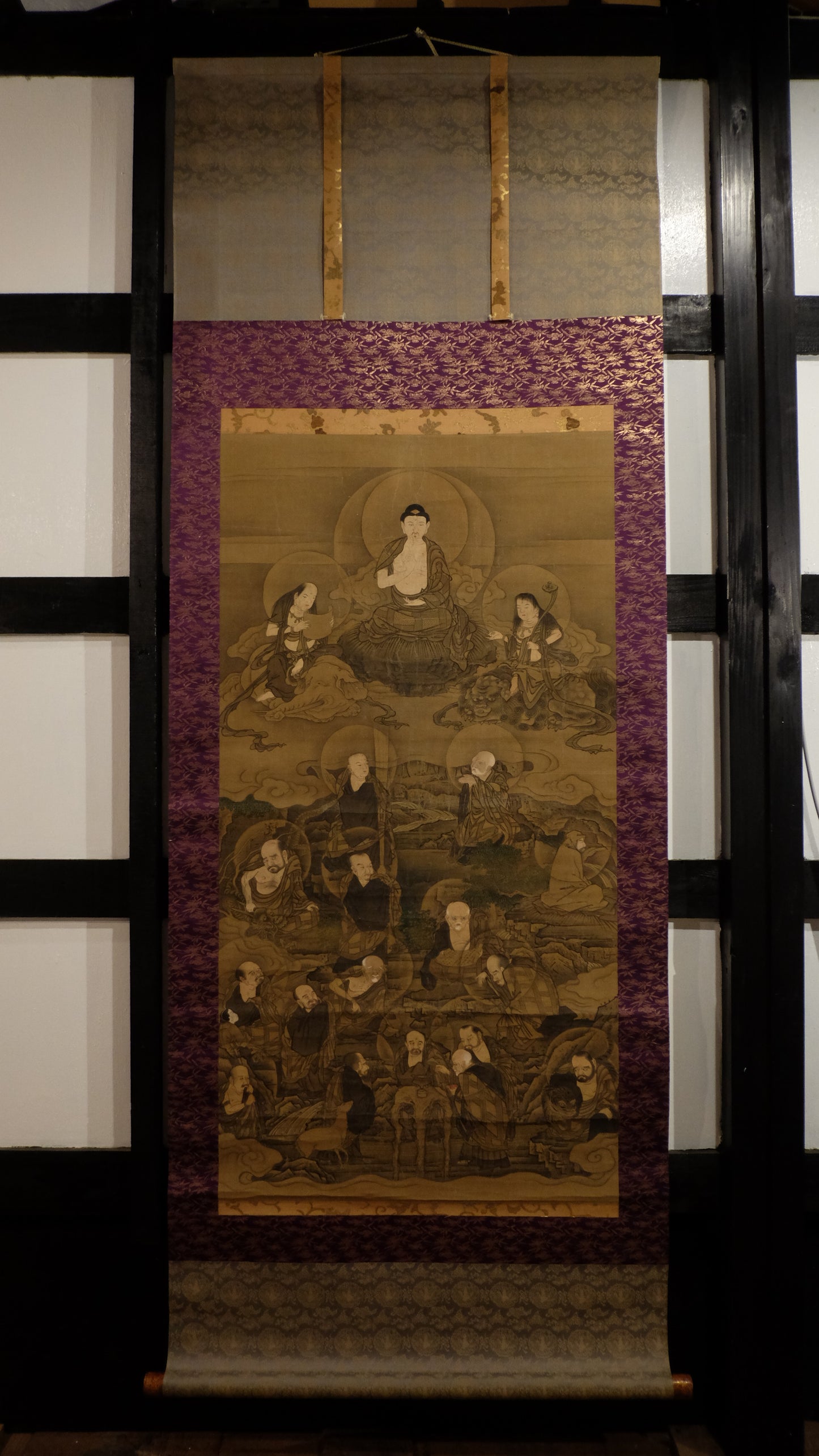 Antique Japanese Shakyamuni & 16 Arhats Scroll | Shaka Triad Jūroku Rakan Kakejiku | Edo–Meiji Buddhist Art