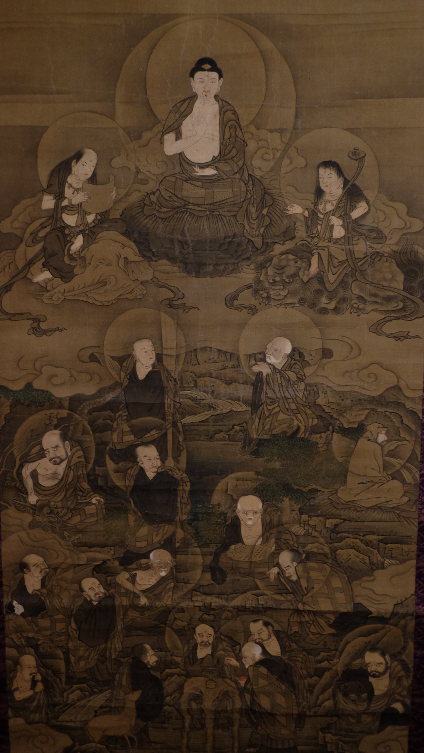 Antique Japanese Shakyamuni & 16 Arhats Scroll | Shaka Triad Jūroku Rakan Kakejiku | Edo–Meiji Buddhist Art