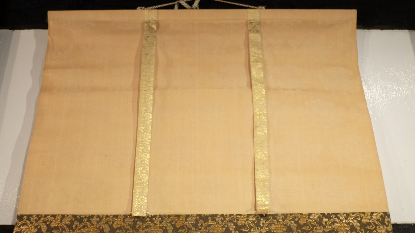 Elegant Japanese Scroll of Kannon – Goddess of Mercy on Clouds – Hand-Painted Silk Hanging Scroll – Spiritual Buddhist Art for Healing & Meditation