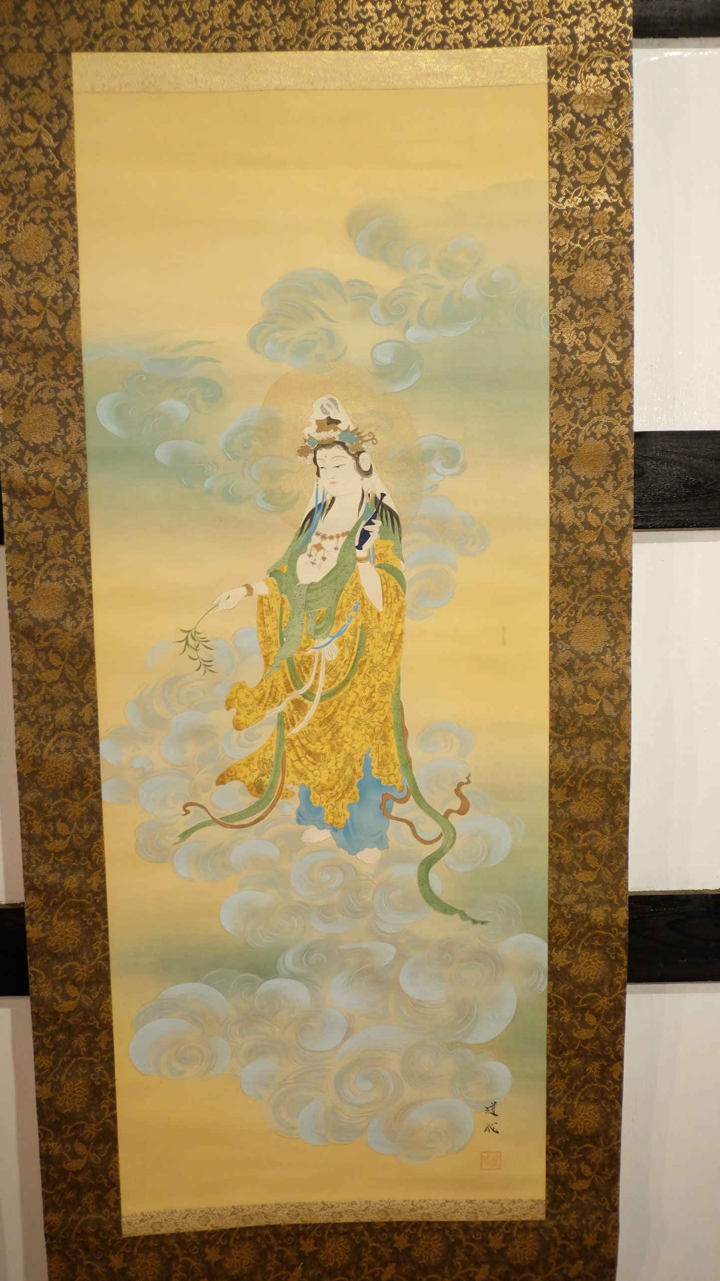 Elegant Japanese Scroll of Kannon – Goddess of Mercy on Clouds – Hand-Painted Silk Hanging Scroll – Spiritual Buddhist Art for Healing & Meditation