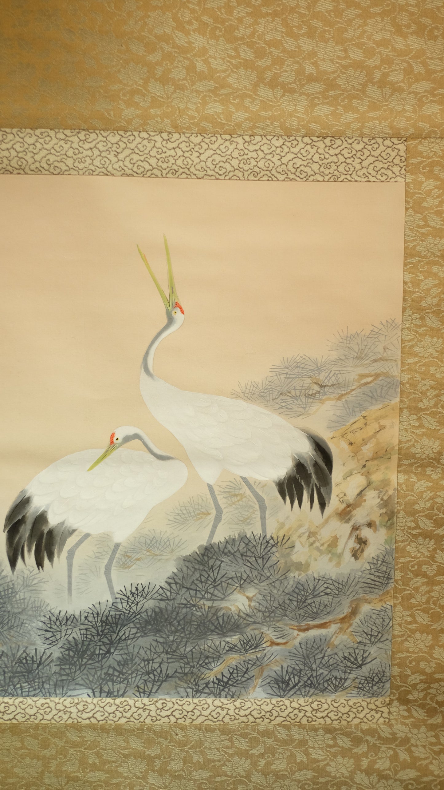 Elegant Japanese Hanging Scroll of Red-Crowned Cranes at Sunrise – Symbol of Longevity & Harmony – Hand-Painted Kakejiku