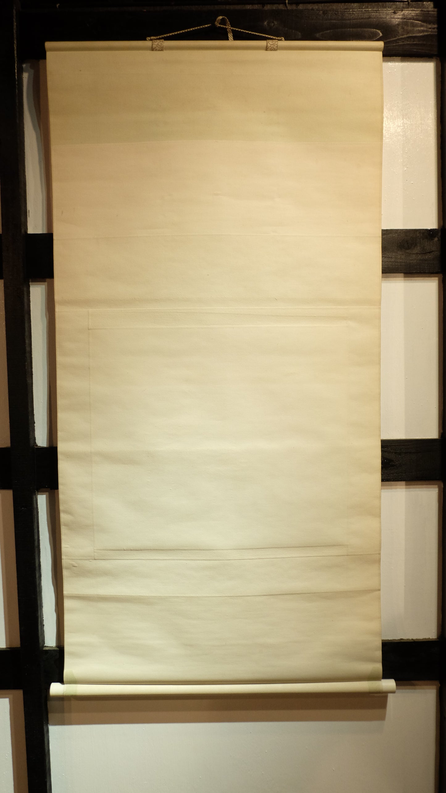 Elegant Japanese Hanging Scroll of Red-Crowned Cranes at Sunrise – Symbol of Longevity & Harmony – Hand-Painted Kakejiku