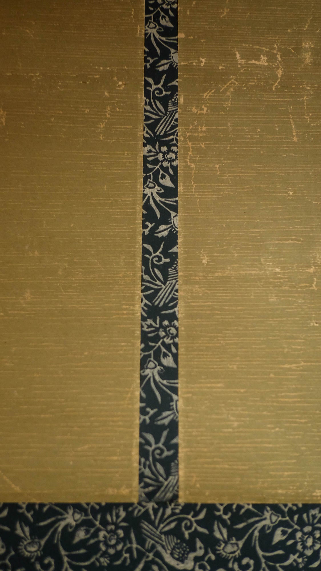 Antique Japanese Jizo Bosatsu Scroll | Ksitigarbha Buddhist Kakejiku | Edo–Meiji Silk Painting | Sacred Temple Art