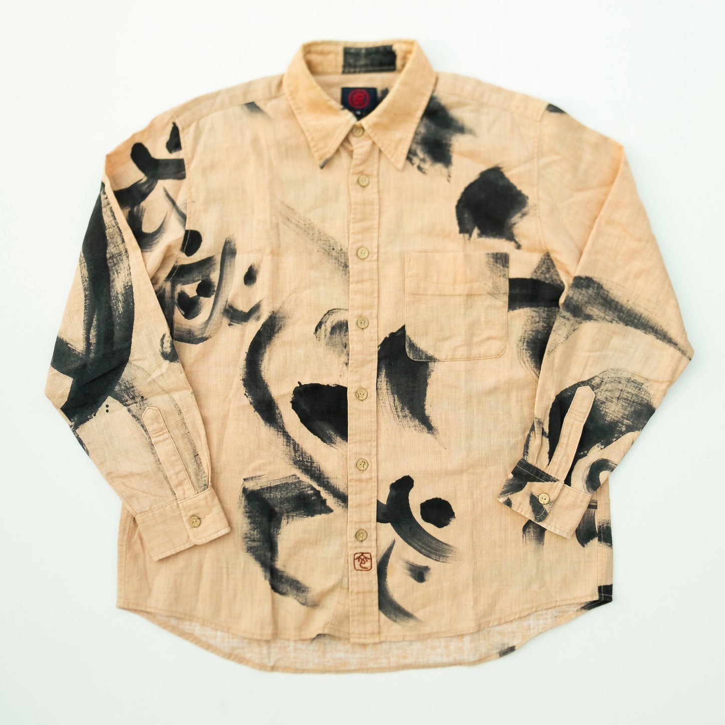 Vintage Japanese Sumi-e Calligraphy Brushstroke Shirt M / S-M – Beige Abstract Shodo Art Button Up, Zen Wabi Sabi Wearable Art