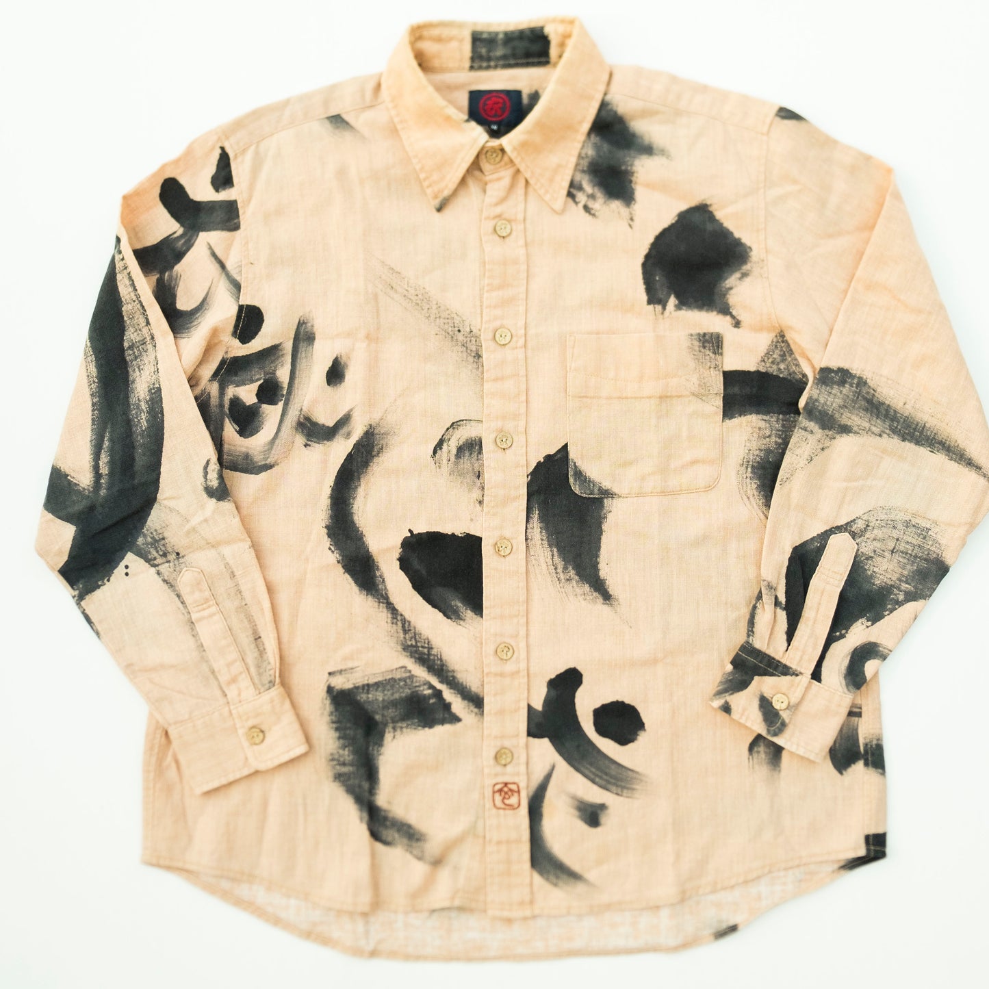 Vintage Japanese Sumi-e Calligraphy Brushstroke Shirt M / S-M – Beige Abstract Shodo Art Button Up, Zen Wabi Sabi Wearable Art