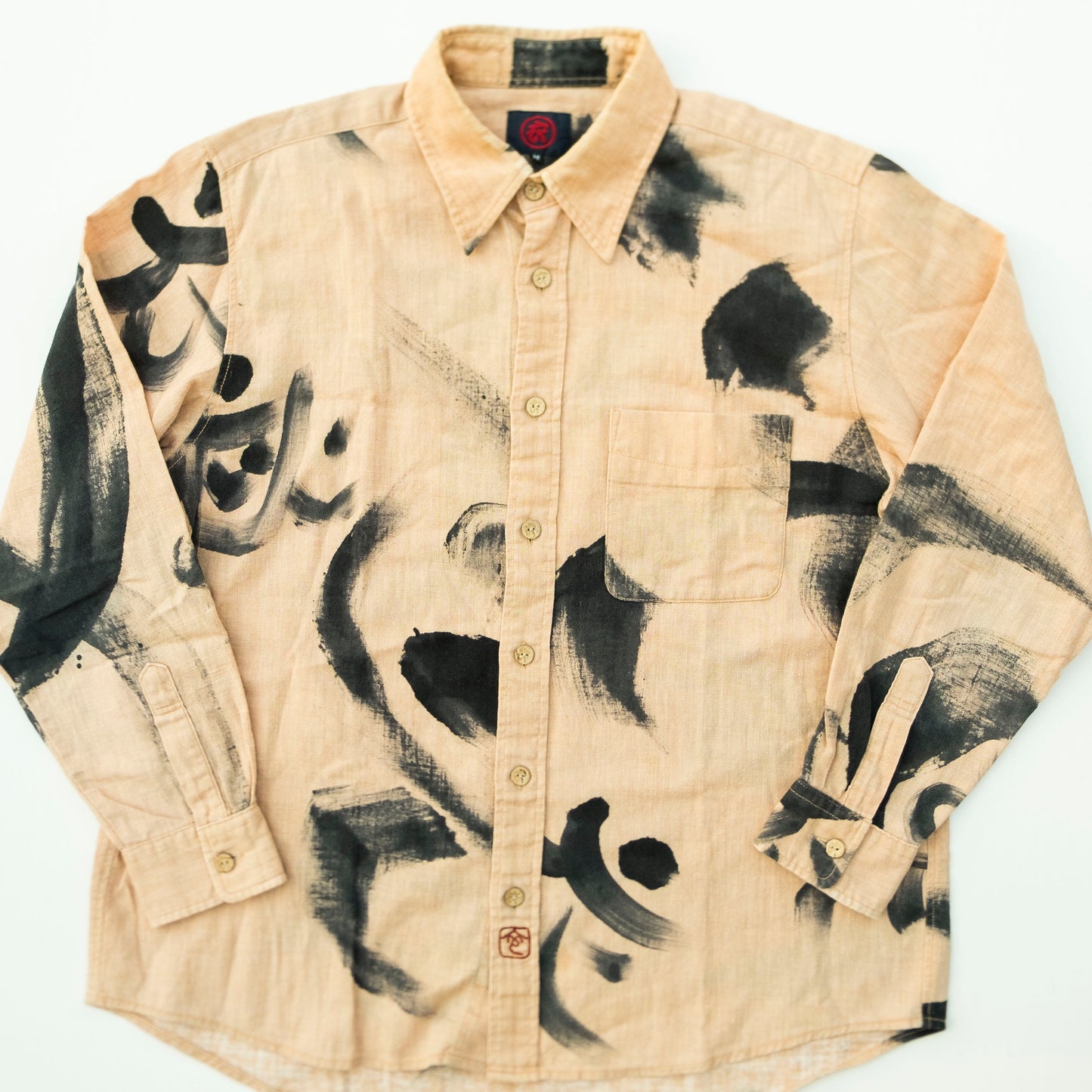 Vintage Japanese Sumi-e Calligraphy Brushstroke Shirt M / S-M – Beige Abstract Shodo Art Button Up, Zen Wabi Sabi Wearable Art