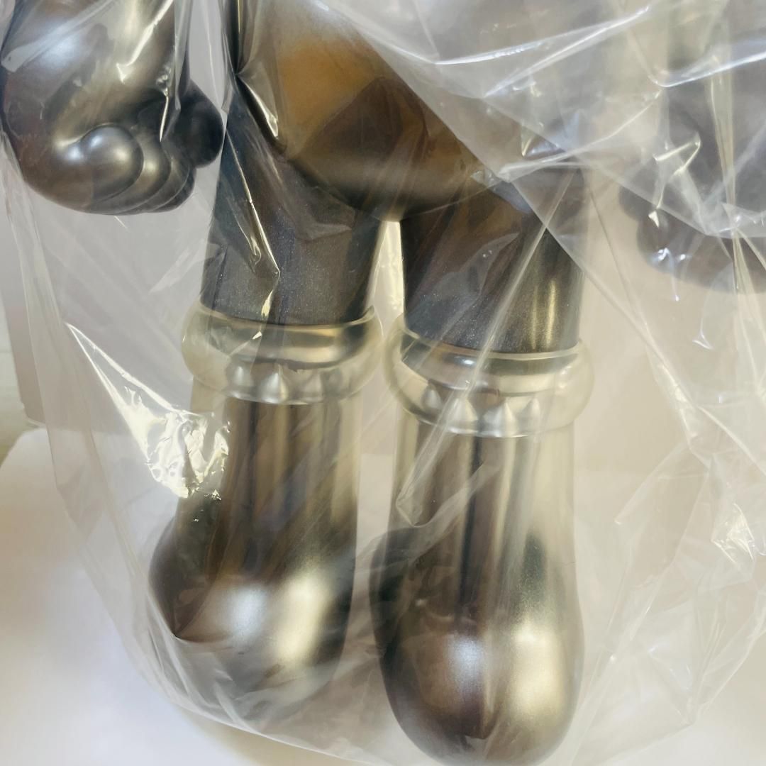 SECRETBASE Big Scale Astro Boy Silver × Silver (Made in Japan)  Tezuka Tetsuwan Atom Soft Vinyl Art Toy w Box