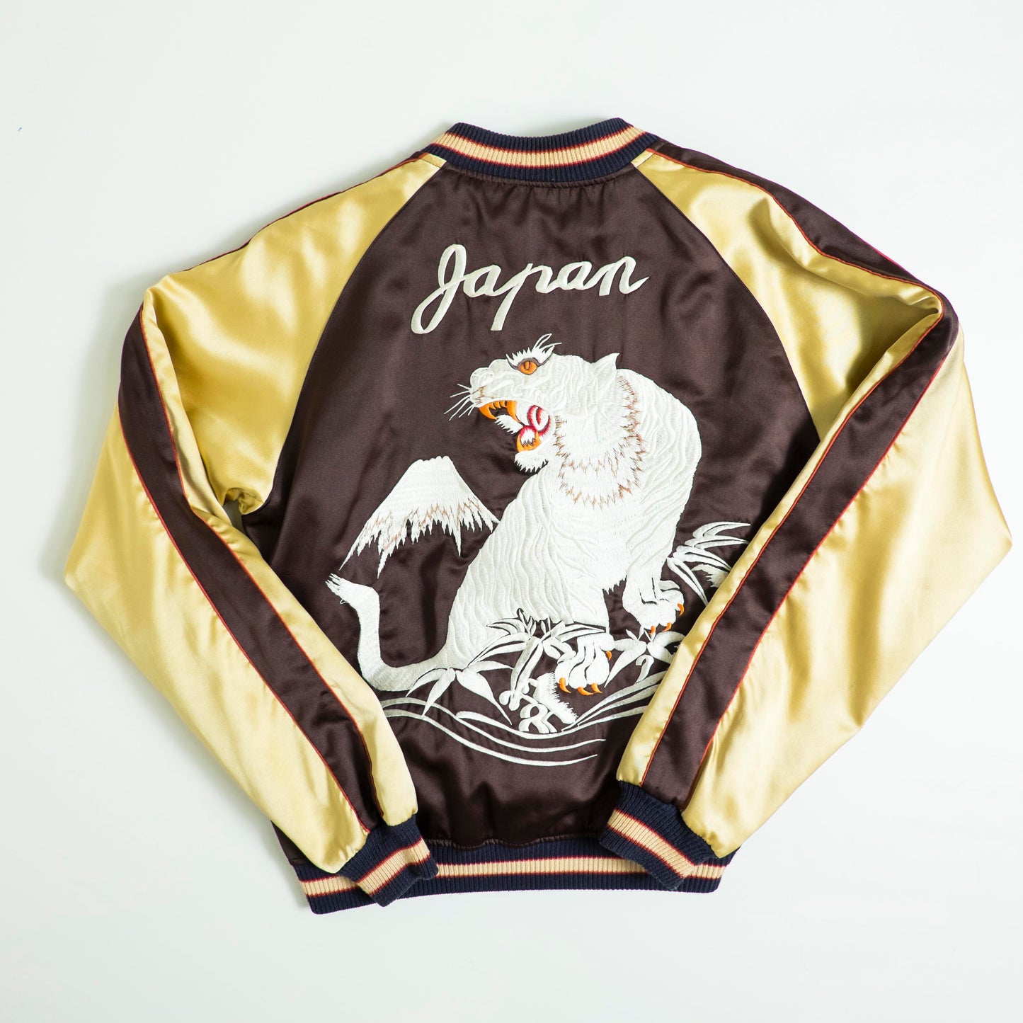 Tailor Toyo Reversible Sukajan White Tiger × Pacific Fleet Japan Map 1949-50 Embroidered Souvenir Jacket